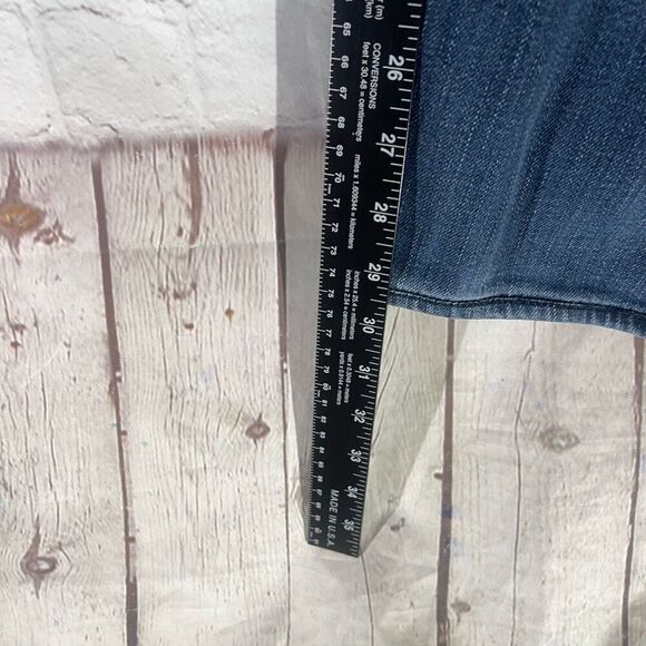 7 For All Mankind Foolproof Denim - Picture 5 of 7